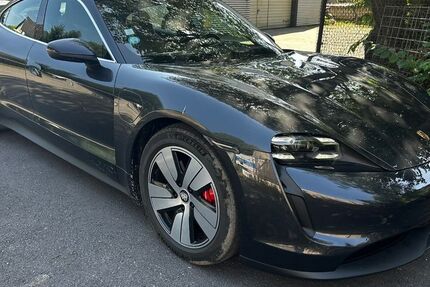 Porsche Taycan 85.000 km 56.888 &euro; Dortmund 44269