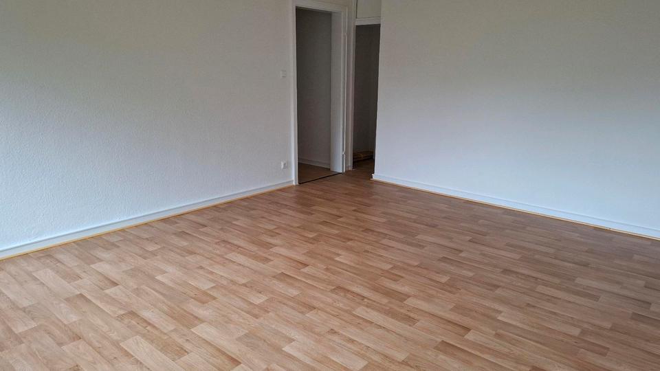 Etagenwohnung Mülheim an der Ruhr - 1 Zimmer, 32 m&sup2;, 380&euro; | Angebot:27608730