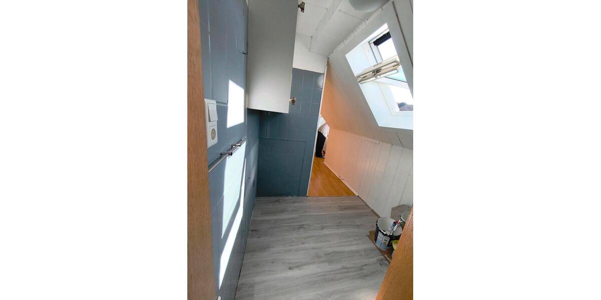 Dachgeschoßwohnung Gelsenkirchen Ückendorf - 1.5 Zimmer, 42 m&sup2;, 465&euro; | Angebot:27592117