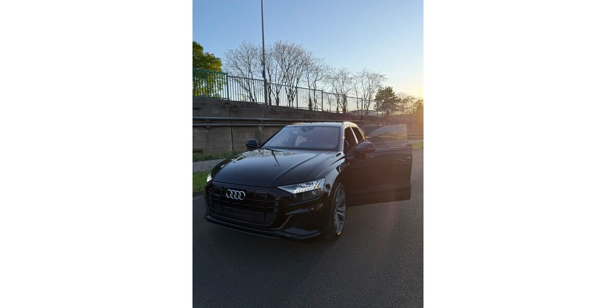 Audi Q8 115.000 km 51.800 &euro; Oberhausen 45045