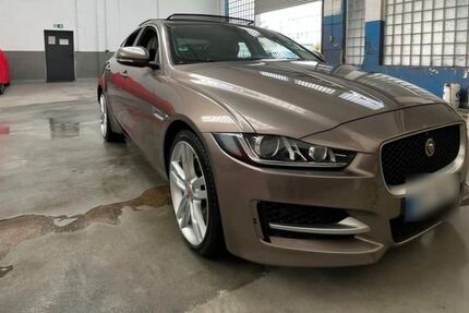 Jaguar XE 149.999 km 7.900 &euro; Dortmund 44225