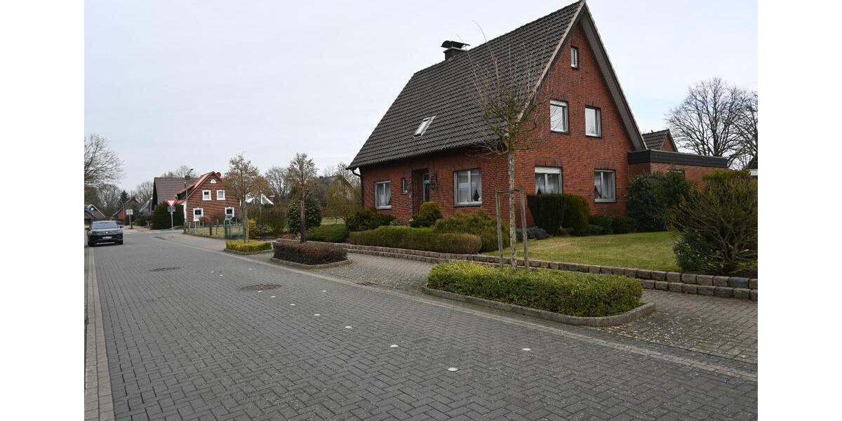 Einfamilienhaus Borken - 9 Zimmer, 158 m&sup2;, 295.000&euro; | Angebot:26906429