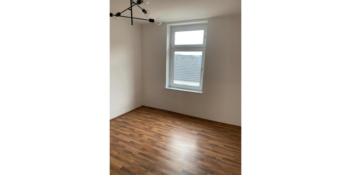 Etagenwohnung Gelsenkirchen Rotthausen - 3 Zimmer, 76 m&sup2;, 530&euro; | Angebot:27626567