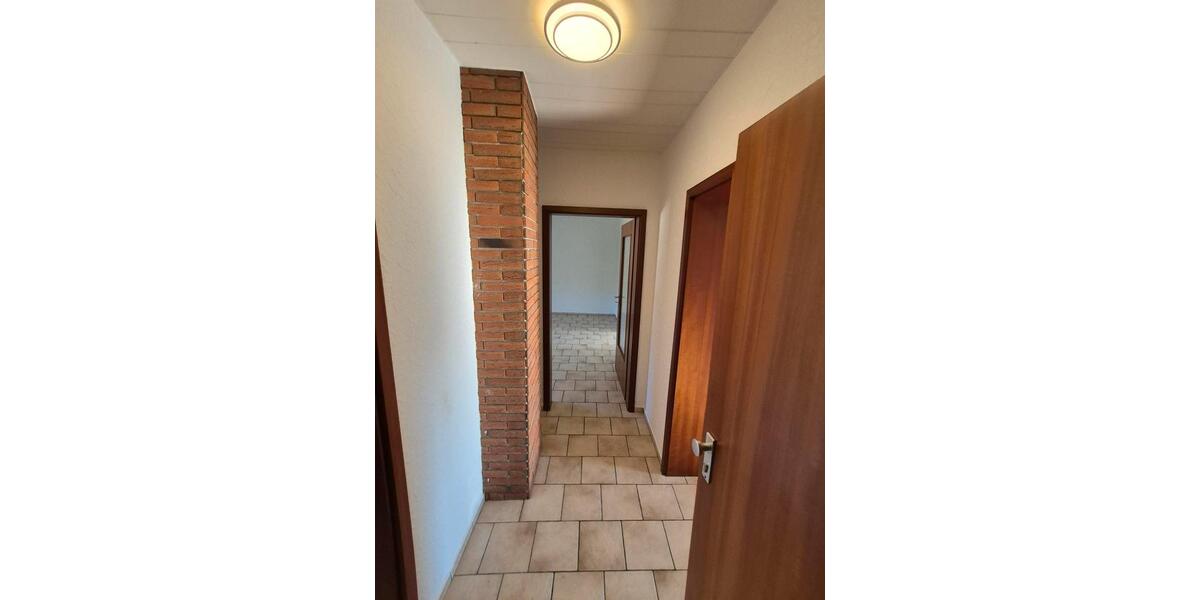 Dachgeschoßwohnung Bochum Bochum-Mitte - 2.5 Zimmer, 50 m&sup2;, 420&euro; | Angebot:27581550