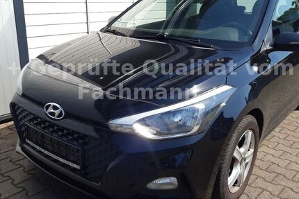 Hyundai i20 43.742 km 9.699 &euro; Dorsten 46282