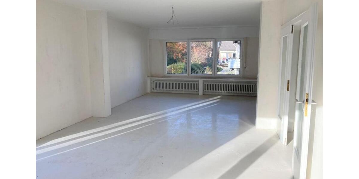 Etagenwohnung Dinslaken - 5.5 Zimmer, 142 m&sup2;, 1.494&euro; | Angebot:26257208