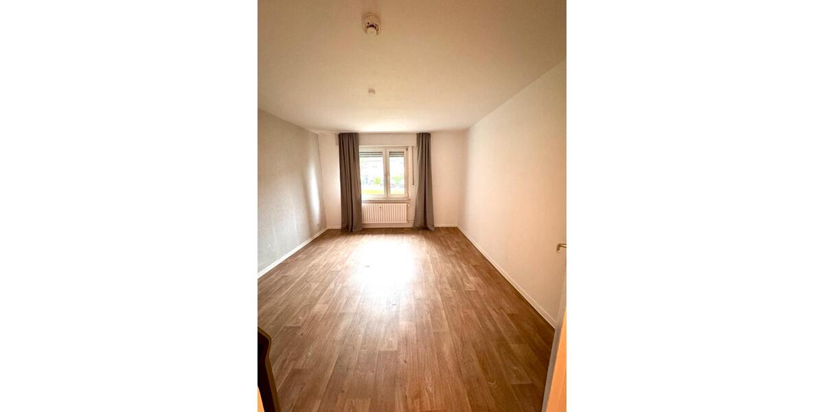 Erdgeschoßwohnung Mülheim an der Ruhr Rechtsruhr-Nord - 4 Zimmer, 85 m&sup2;, 650&euro; | Angebot:26448001