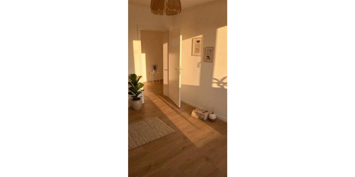 Etagenwohnung Gelsenkirchen Ückendorf - 4 Zimmer, 75 m&sup2;, 562&euro; | Angebot:26199777