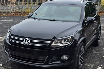 VW Tiguan 199.641 km 11.490 &euro; Mülheim 45476