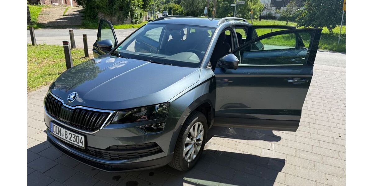 Skoda Karoq 60.000 km 22.600 &euro; Voerde 46562