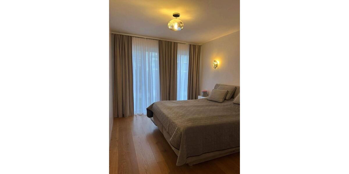 Etagenwohnung Bochum - 3 Zimmer, 102 m&sup2;, 1.100&euro; | Angebot:27626636
