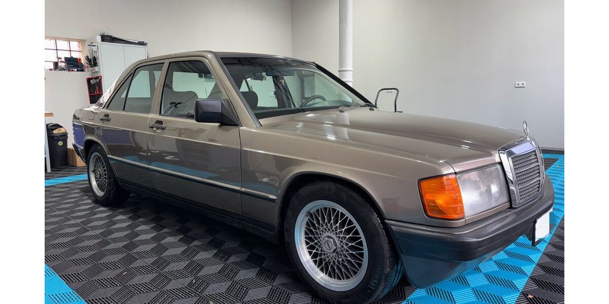 Mercedes-Benz 190 242.800 km 7.999 &euro; Dortmund 44319