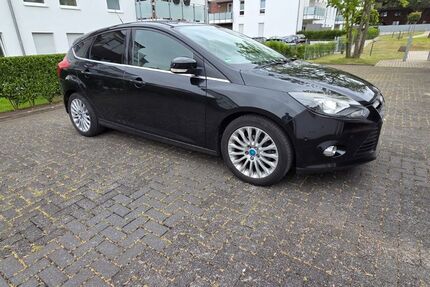 Ford Focus 168.000 km 3.900 &euro; Oberhausen 46117