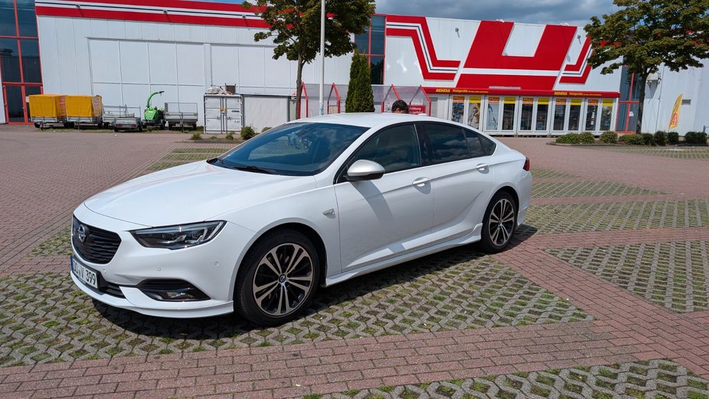 Opel Insignia 127.500 km 12.300 &euro; Dortmund 44143