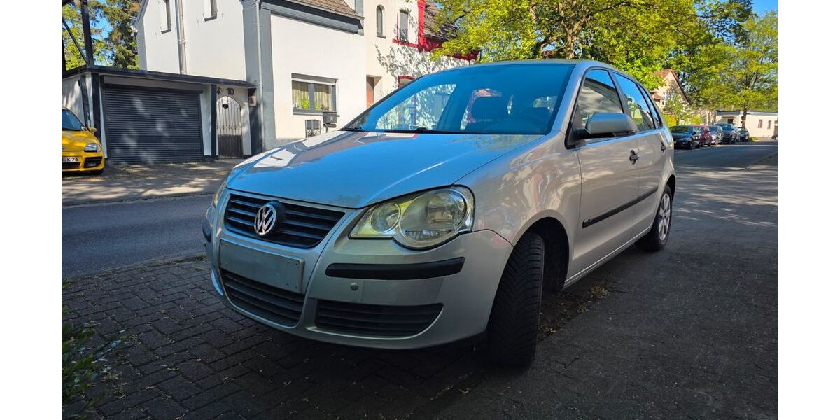VW Polo 125.306 km 2.900 &euro; Dinslaken 46539