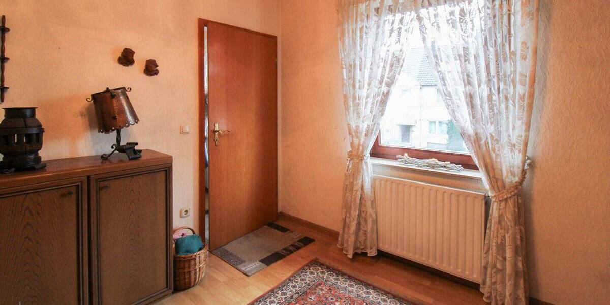 Reihenmittelhaus Essen Ostviertel - 4 Zimmer, 130 m&sup2;, 279.000&euro; | Angebot:26542889