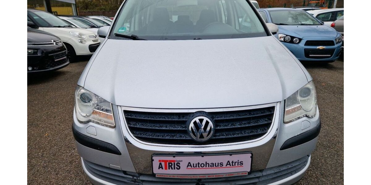 VW Touran 196.000 km 2.200 &euro; Bottrop 46238