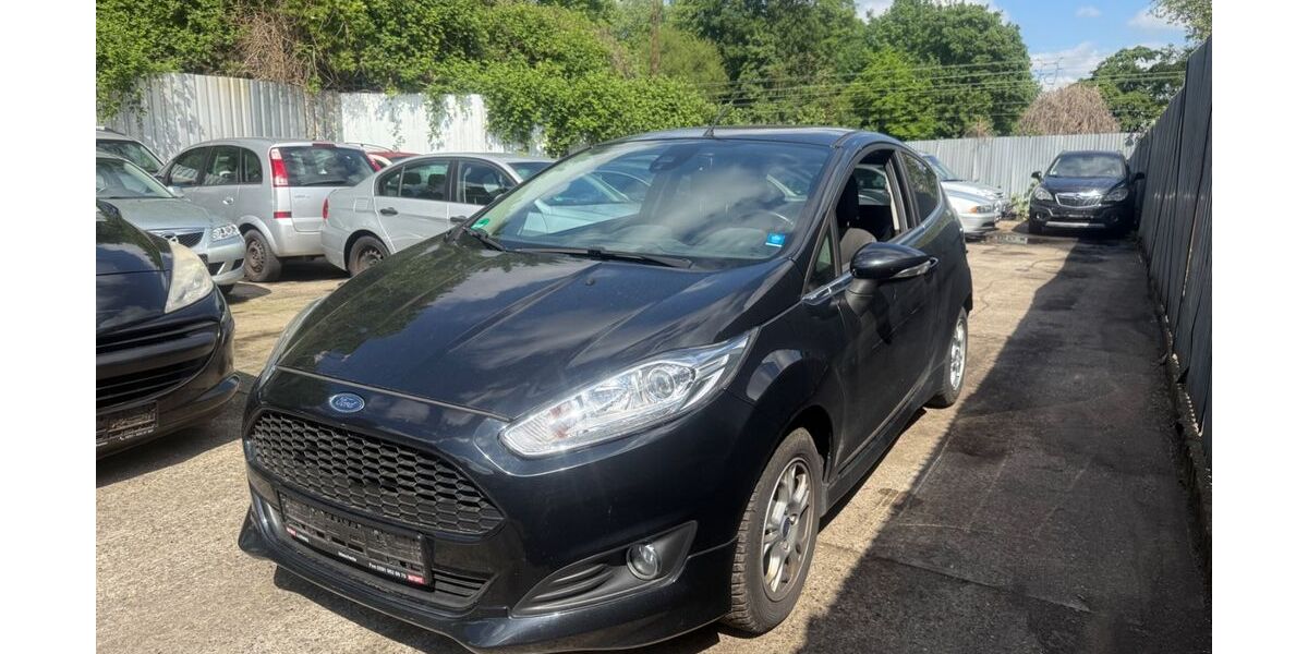 Ford Fiesta 106.000 km 6.000 &euro; Essen 45143