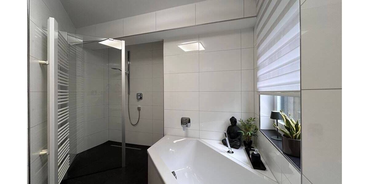Doppelhaushälfte Gelsenkirchen Ückendorf - 5 Zimmer, 128 m&sup2;, 450.000&euro; | Angebot:26554637