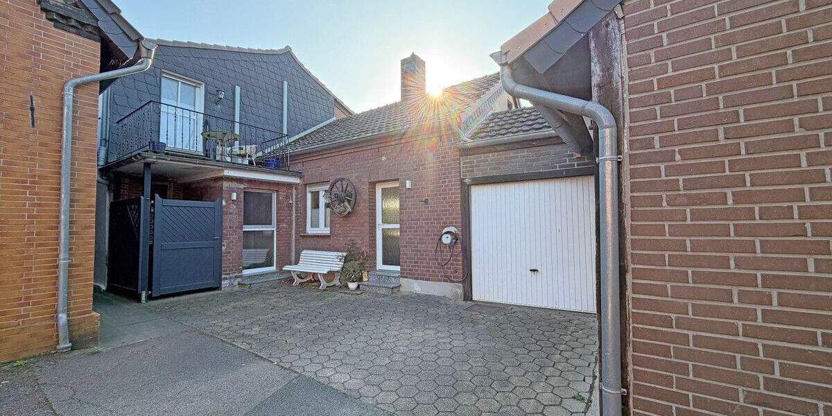 Einfamilienhaus Hünxe Krudenburg - 8 Zimmer, 246 m&sup2;, 485.000&euro; | Angebot:25684454