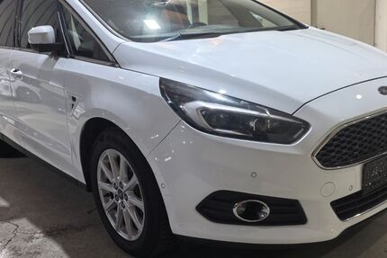 Ford S-Max 210.000 km 9.200 &euro; Voerde 46562