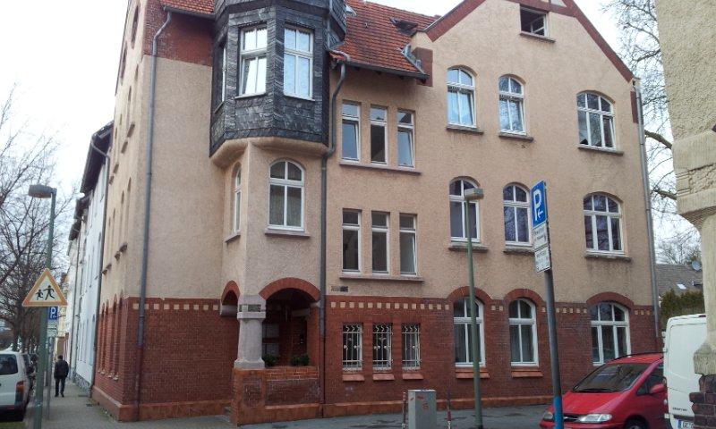 Erdgeschoßwohnung Gelsenkirchen Ückendorf - 4 Zimmer, 118 m&sup2;, 700&euro; | Angebot:26103028