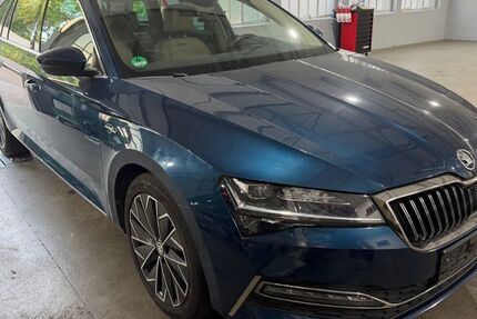 Skoda Superb 148.000 km 20.999 &euro; Dortmund 44265
