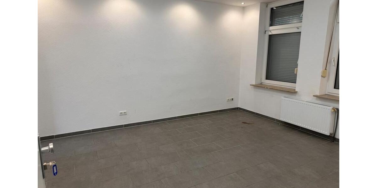 Erdgeschoßwohnung Essen Stadtbezirk V - 1.5 Zimmer, 40 m&sup2;, 400&euro; | Angebot:26453835