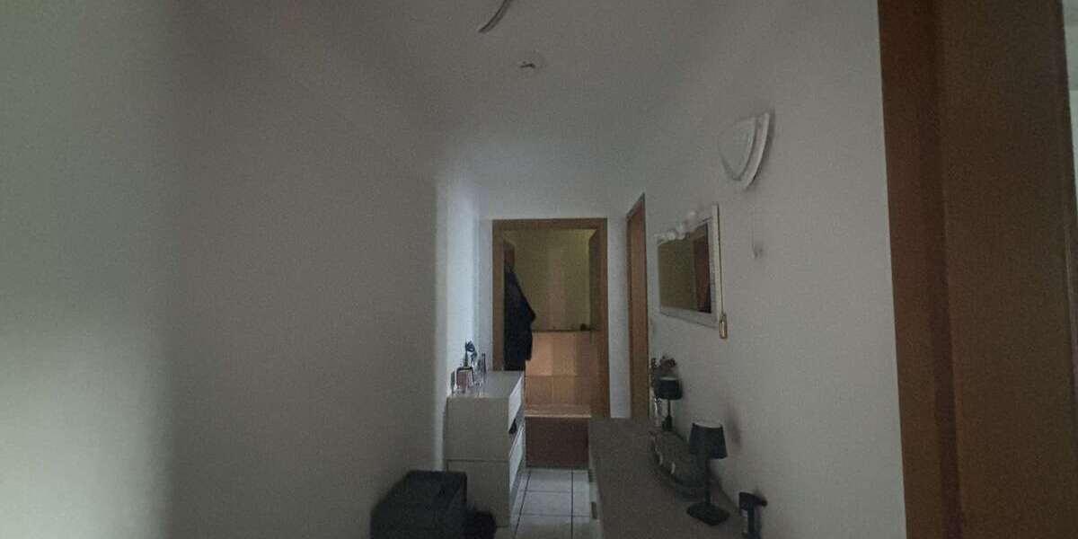 Etagenwohnung Essen Stadtbezirk V - 4 Zimmer, 83 m&sup2;, 705&euro; | Angebot:26835486