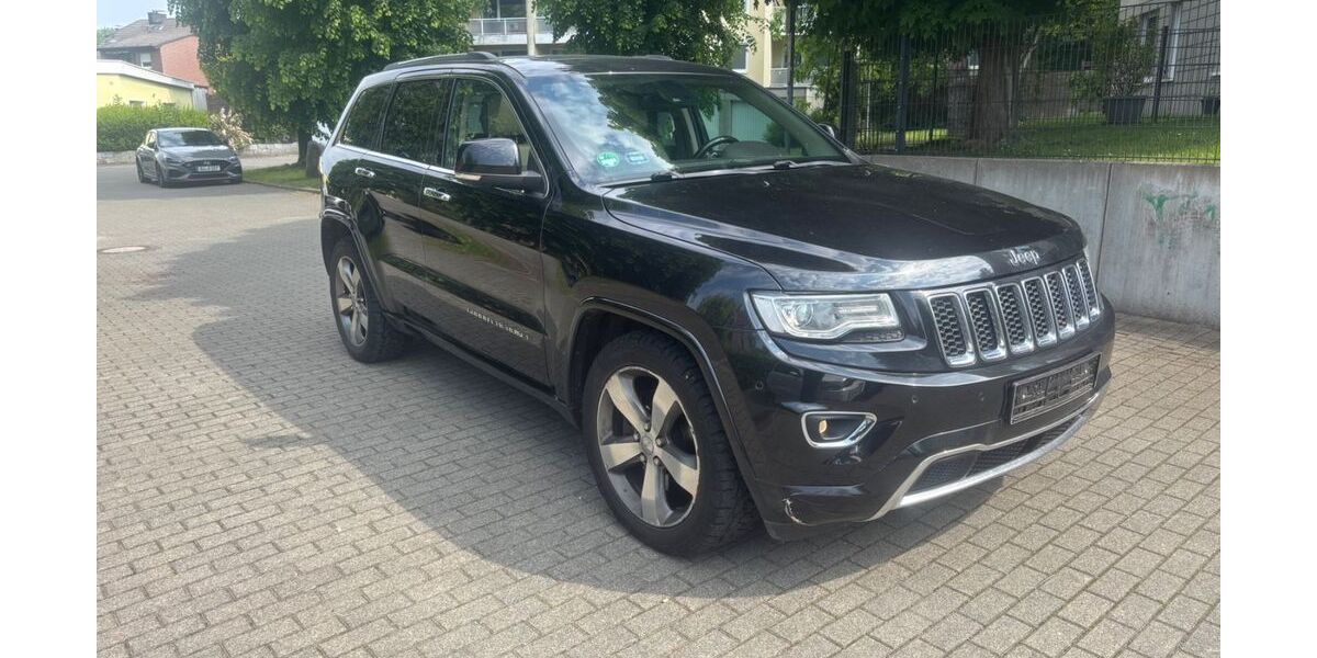 Jeep Grand Cherokee 213.804 km 7.999 &euro; Bochum 44892
