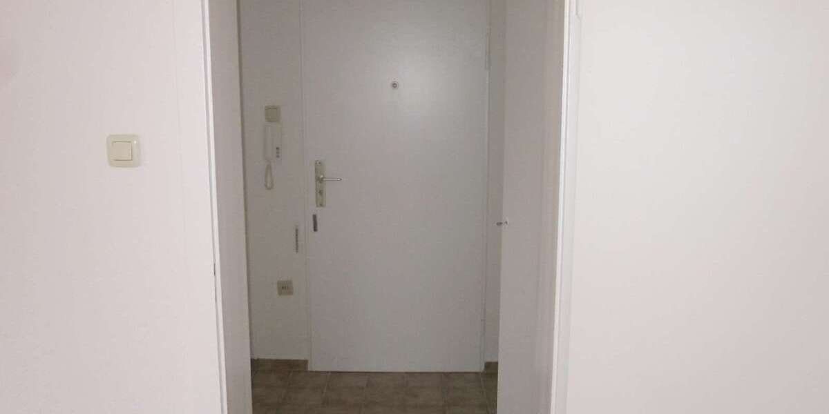 Etagenwohnung Gelsenkirchen Feldmark - 1 Zimmer, 34 m&sup2;, 243&euro; | Angebot:27709858