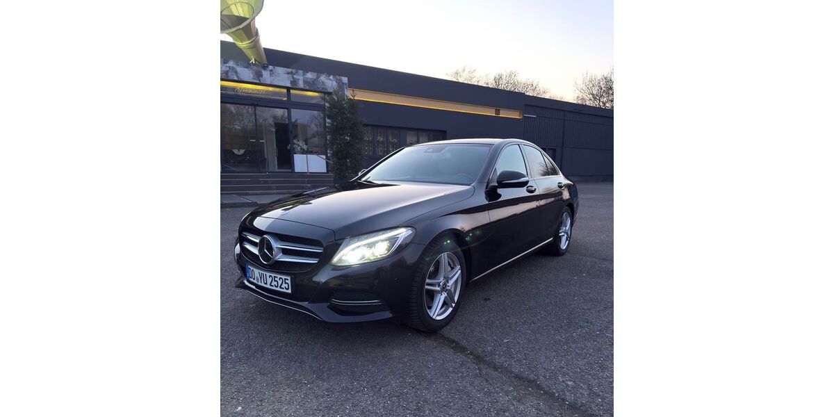 Mercedes-Benz C 250 135.000 km 18.500 &euro; Dortmund 44145