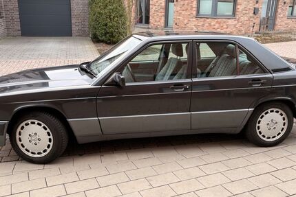 Mercedes-Benz 190 264.000 km 6.800 &euro; Borken 46325