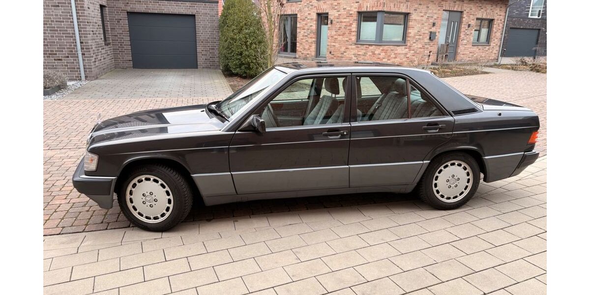 Mercedes-Benz 190 264.000 km 6.800 &euro; Borken 46325