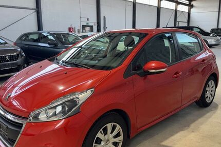 Peugeot 208 62.000 km 7.690 &euro; Hünxe 46569