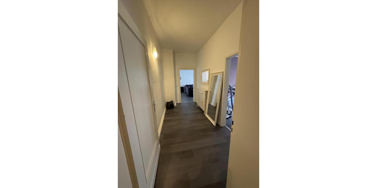 Etagenwohnung Gelsenkirchen - 5 Zimmer, 146 m&sup2;, 1.100&euro; | Angebot:26244605