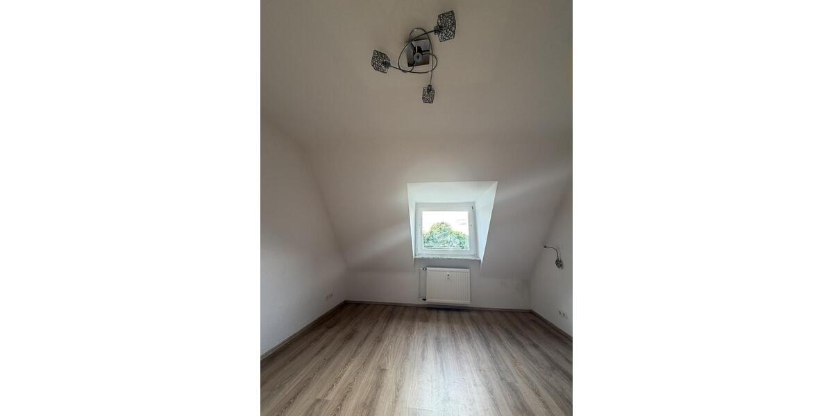 Dachgeschoßwohnung Herten - 3.5 Zimmer, 49 m&sup2;, 389&euro; | Angebot:26474907