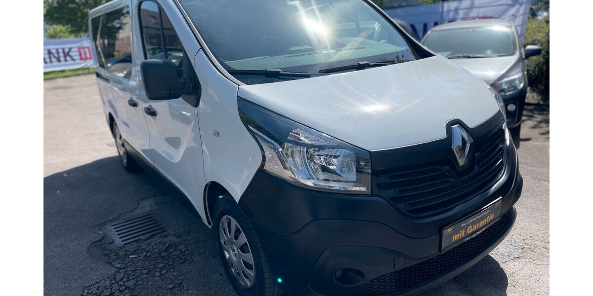 Renault Trafic 142.400 km 14.999 &euro; Oberhausen 46045