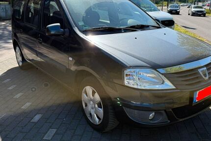 Dacia Logan 135.000 km 3.199 &euro; Mülheim an der Ruhr 45468