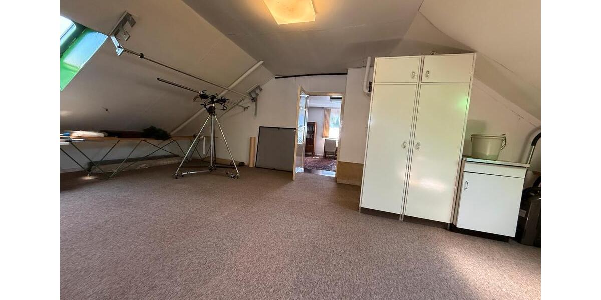Einfamilienhaus Gladbeck - 7 Zimmer, 185 m&sup2;, 2.600&euro; | Angebot:26443116