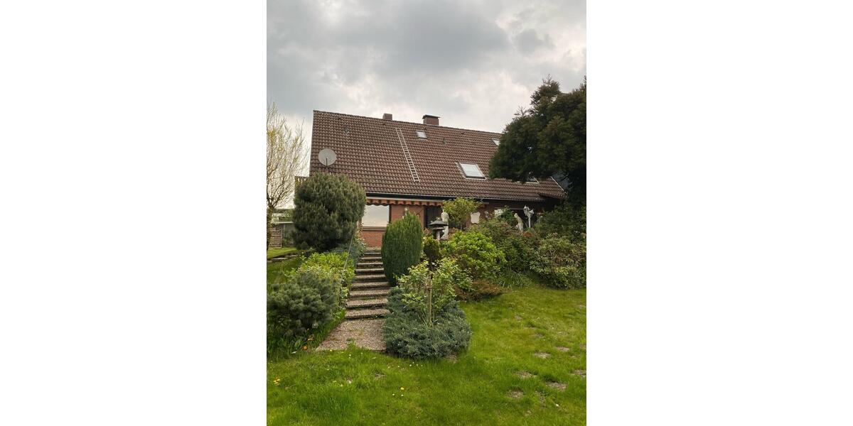 Einfamilienhaus Bochum Bochum-Nord - 6 Zimmer, 180 m&sup2;, 1.985&euro; | Angebot:26464424
