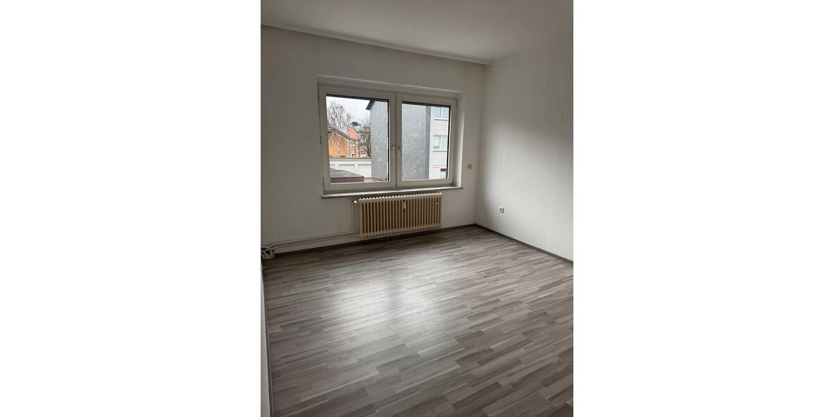 Etagenwohnung Bottrop Ebel - 3 Zimmer, 72 m&sup2;, 650&euro; | Angebot:26409936