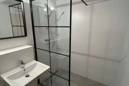 Wohnung Mülheim an der Ruhr Broich - 4 Zimmer, 90 m&sup2;, 1.000&euro; | Angebot:26984073