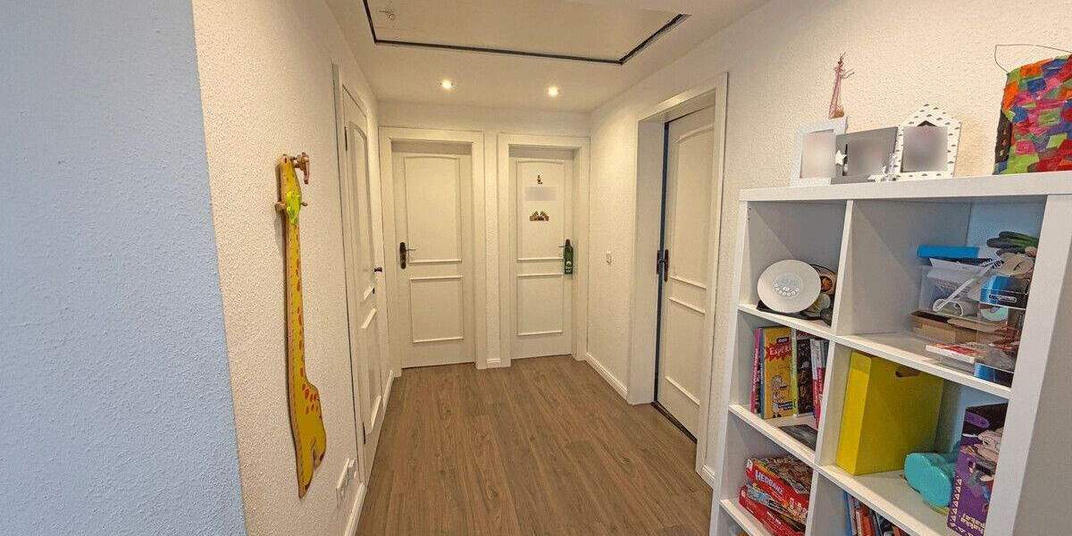 Einfamilienhaus Hünxe Krudenburg - 8 Zimmer, 246 m&sup2;, 485.000&euro; | Angebot:25684454