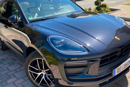 Porsche Macan 10.000 km 61.400 &euro; Recklinghausen 45657
