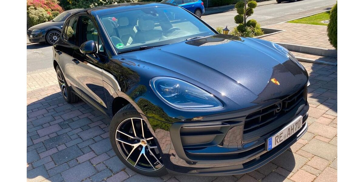Porsche Macan 10.000 km 61.400 &euro; Recklinghausen 45657