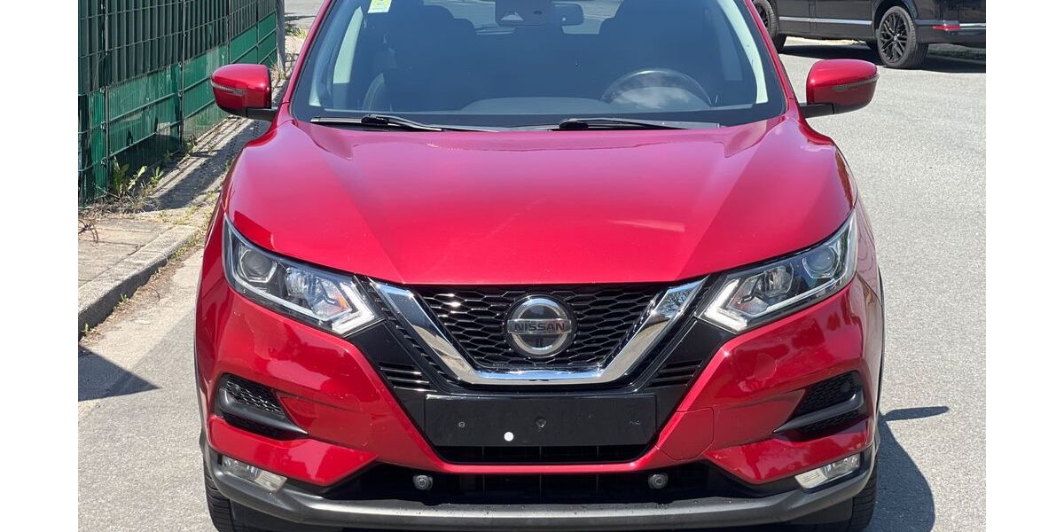 Nissan Qashqai 250.305 km 9.999 &euro; Essen 45276