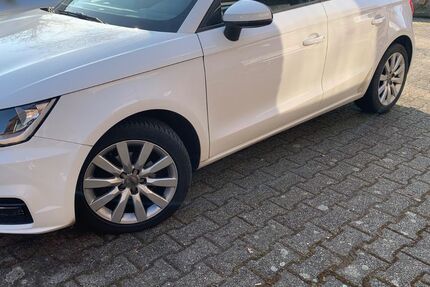 Audi A1 96.500 km 11.600 &euro; Oberhausen 46147