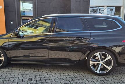 Peugeot 308 104.000 km 12.900 &euro; Oberhausen 46049