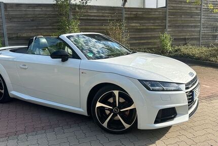 Audi TT 107.600 km 25.999 &euro; GLADBECK 45968